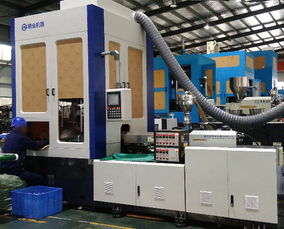 奶瓶生產(chǎn)商青睞之選 精業(yè)機(jī)器三工位注拉吹機(jī)